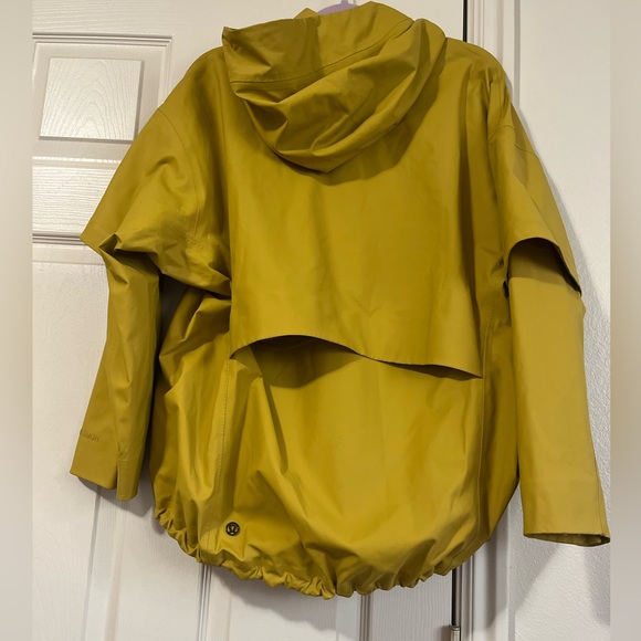 Lululemon Hooded Into the Drizzle 1/2 Zip Rain Parachute Jacket Size XS/S - Picture 4 of 11